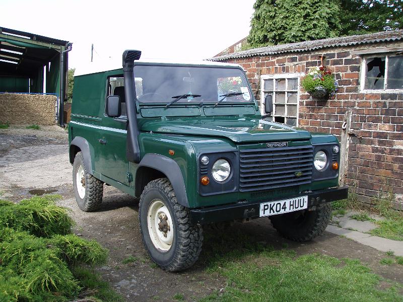 Landrover cleaned and polished.jpg